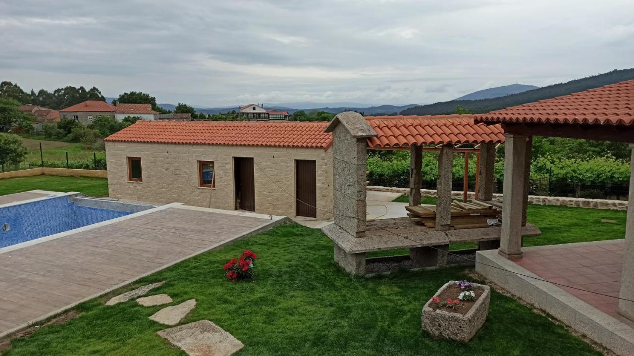 Veiga Da Porta - Casa Rural Cequeril エクステリア 写真